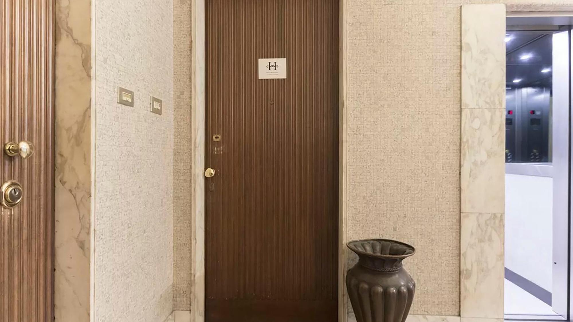 Classbnb - Two Apartments 400 Meters From The Duomo Milán Exterior foto